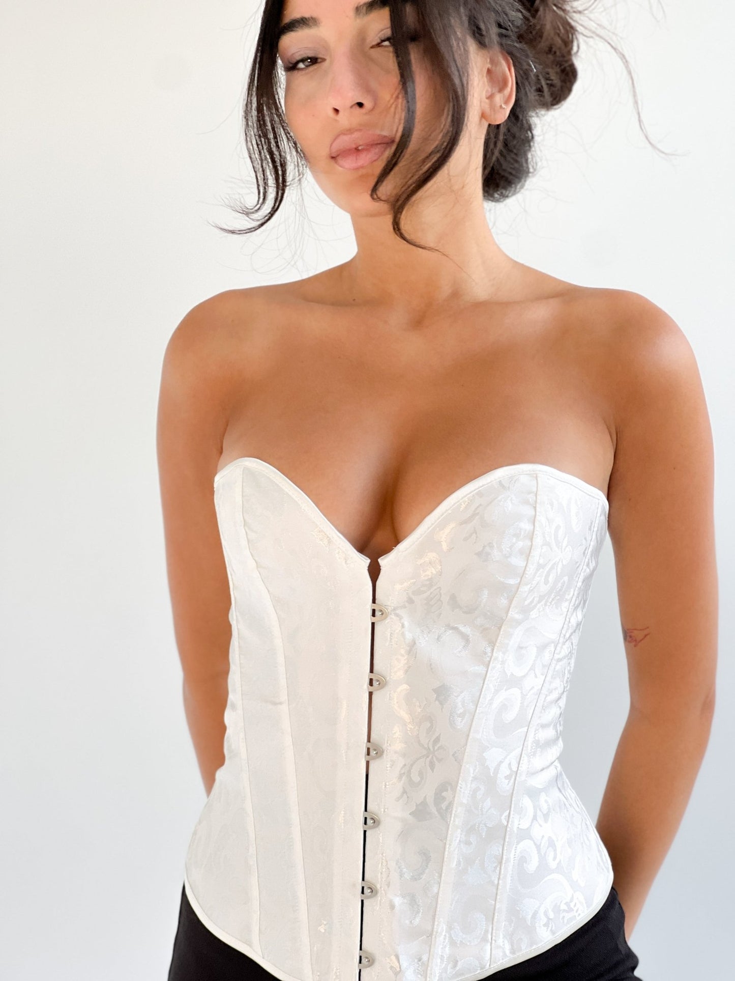 Classic Corset with Ornaments - Corset